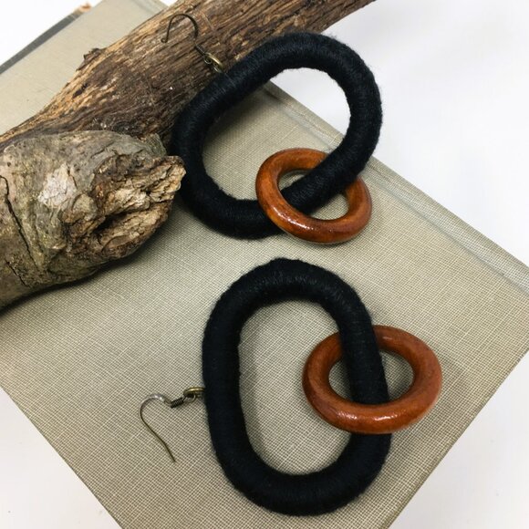 Handmade Oval Black Acrylic Wrapped Chunky Wood Dangle Chain Earrings - Picture 3 of 13